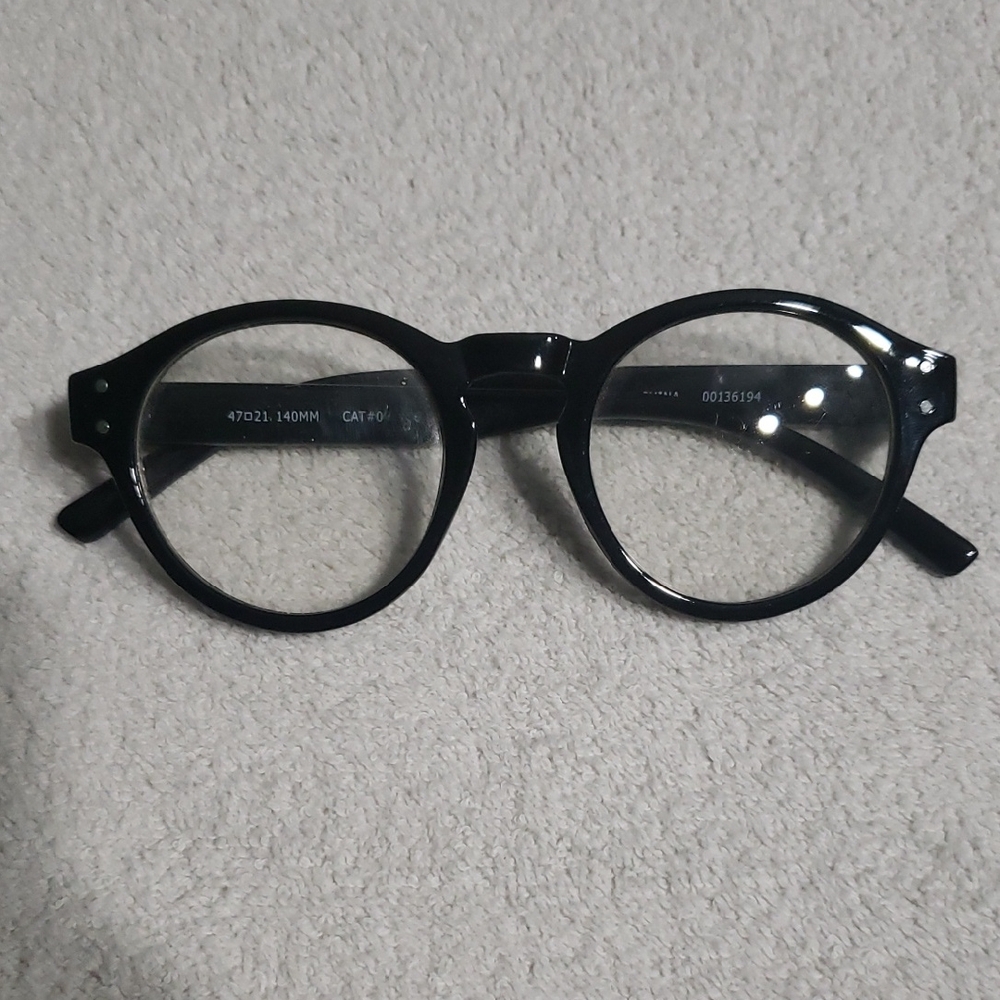 Women's Forever 21 Black Round Glasses Fashion Chic Office Casual Used